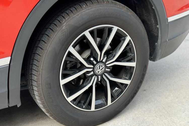 Used Volkswagen Tiguan L 2017 330TSI Automatic Two-Wheel Drive Comfort Edition Exterior 7