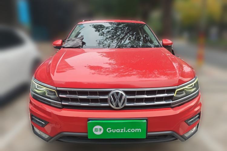 Used Volkswagen Tiguan L 2017 380TSI Automatic All-Wheel-Drive Luxury Edition Front