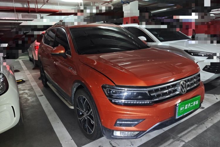 Used Volkswagen Tiguan L 2017 380TSI Automatic All-Wheel Drive Supreme Flagship Edition Front Right 45 Deg