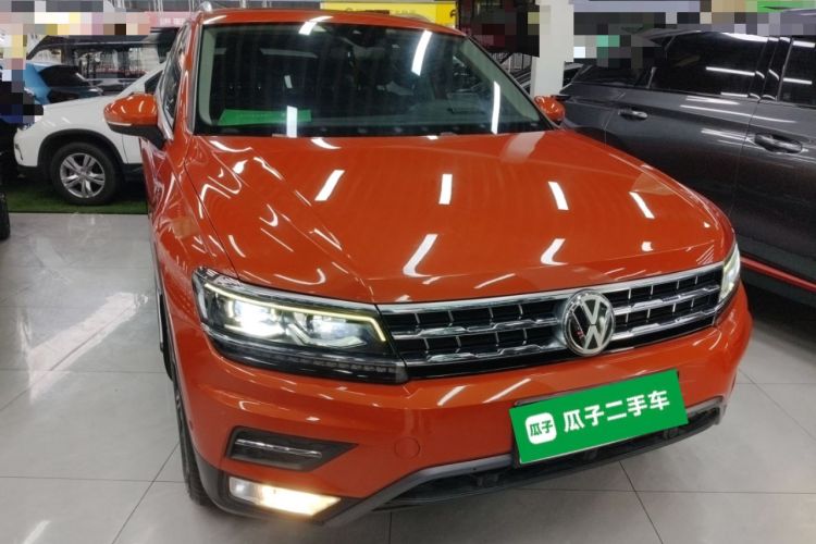 Used Volkswagen Tiguan L 2017 380TSI Automatic All-Wheel Drive Supreme Flagship Edition Front Right 45 Deg