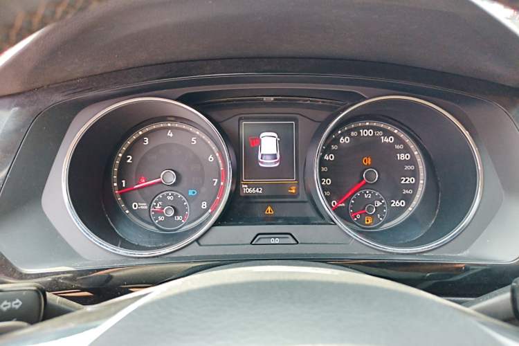 Used Volkswagen Tiguan L 2017 330TSI Automatic Two-Wheel Drive Flagship Edition Instrument Cluster