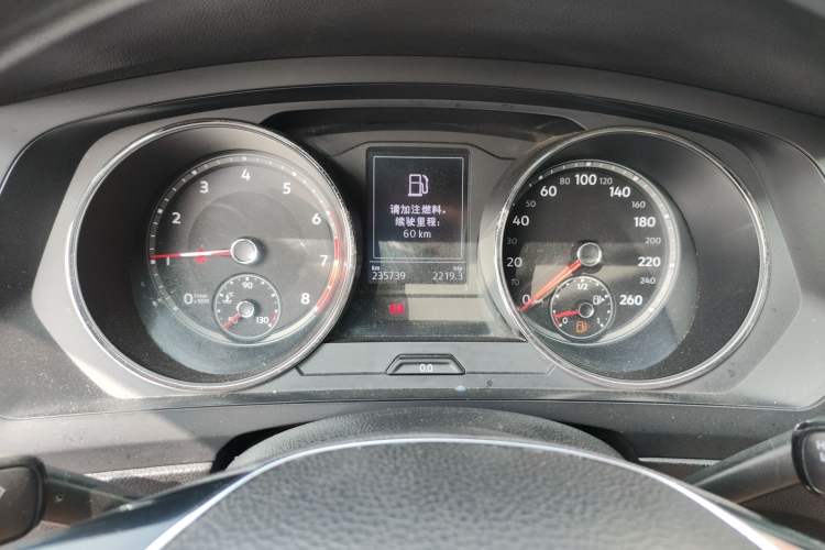 Used Volkswagen Tiguan L 2017 330TSI Automatic Two-Wheel Drive Luxury Edition Instrument Cluster