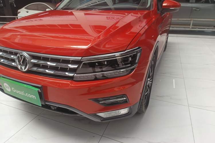 Used Volkswagen Tiguan L 2017 330TSI Automatic Two-Wheel Drive Flagship Edition Left Front Headlight