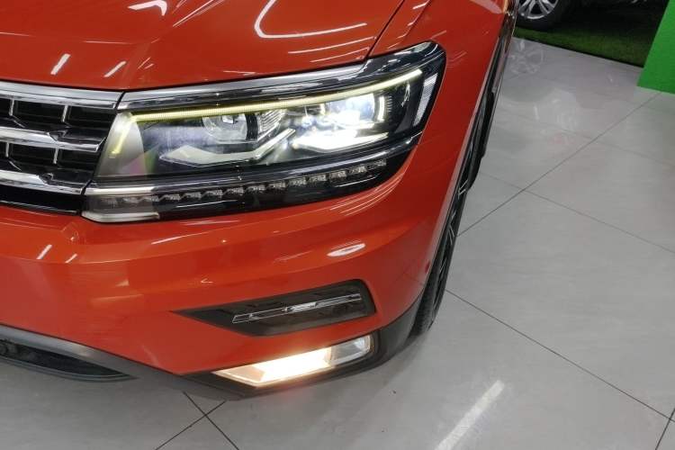 Used Volkswagen Tiguan L 2017 380TSI Automatic All-Wheel Drive Supreme Flagship Edition Left Front Headlight