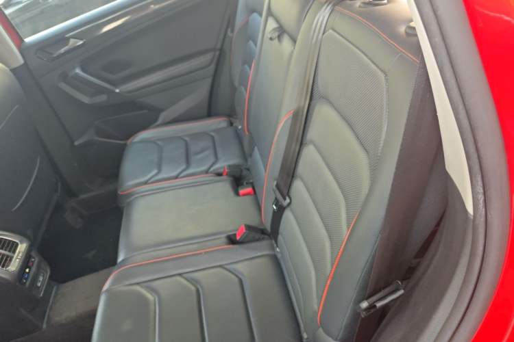 Used Volkswagen Tiguan L 2017 380TSI Automatic All-Wheel Drive Supreme Flagship Edition Left Rear Seat