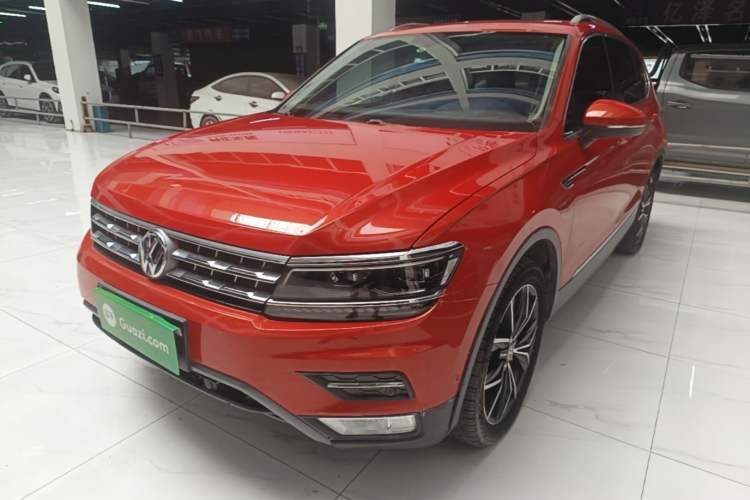 Used Volkswagen Tiguan L 2017 330TSI Automatic Two-Wheel Drive Flagship Edition Guazi used car, China used car export, Used car for sale, Used cars, Cheapest cars for sale