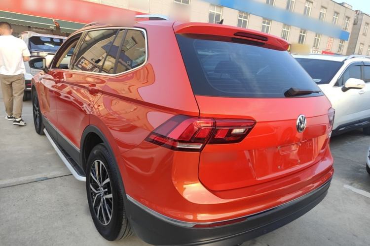 Used Volkswagen Tiguan L 2017 330TSI Automatic Two-Wheel Drive Comfort Edition Rear Left 45 Deg