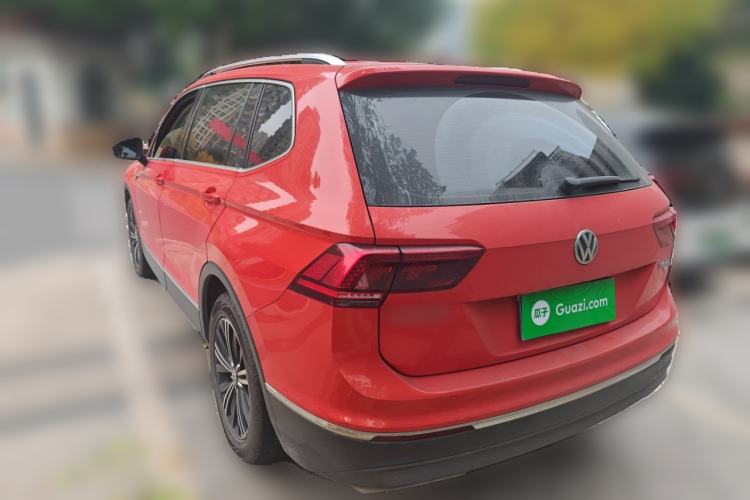 Used Volkswagen Tiguan L 2017 380TSI Automatic All-Wheel-Drive Luxury Edition Rear Left 45 Deg