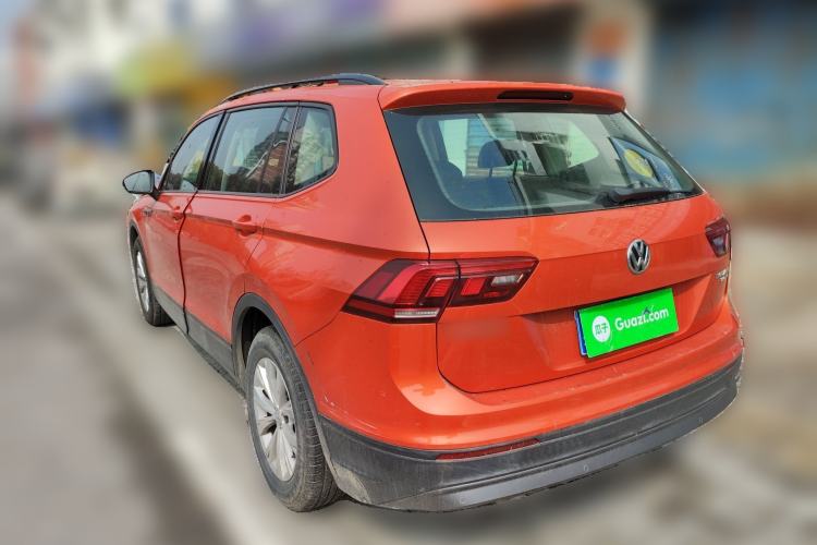 Used Volkswagen Tiguan L 2017 330TSI Automatic Two-Wheel Drive Luxury Edition Rear Left 45 Deg