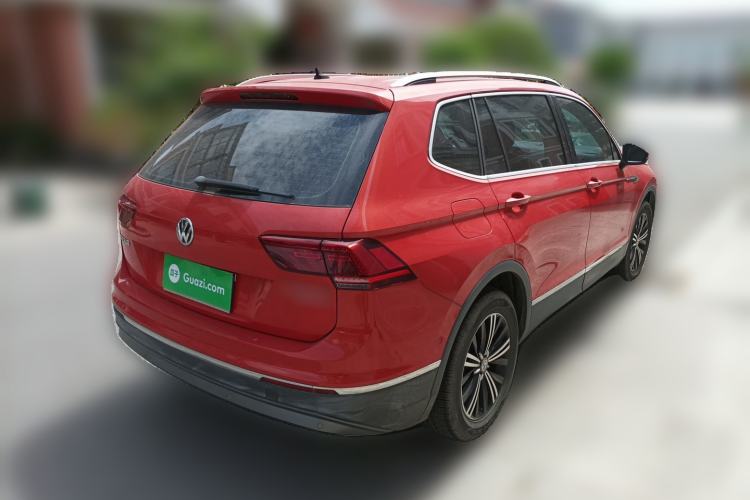 Used Volkswagen Tiguan L 2017 330TSI Automatic Two-Wheel Drive Flagship Edition Rear Right 45 Deg