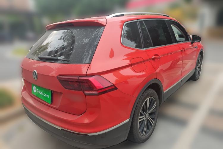 Used Volkswagen Tiguan L 2017 380TSI Automatic All-Wheel-Drive Luxury Edition Rear Right 45 Deg