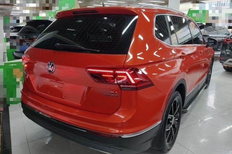 Used Volkswagen Tiguan L 2017 380TSI Automatic All-Wheel Drive Supreme Flagship Edition Rear Right 45 Deg