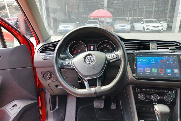 Used Volkswagen Tiguan L 2017 330TSI Automatic Two-Wheel Drive Flagship Edition Steering Wheel