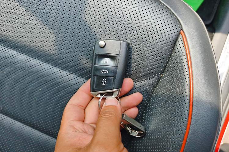 Used Volkswagen Tiguan L 2017 330TSI Automatic Two-Wheel Drive Flagship Edition Vehicle Key