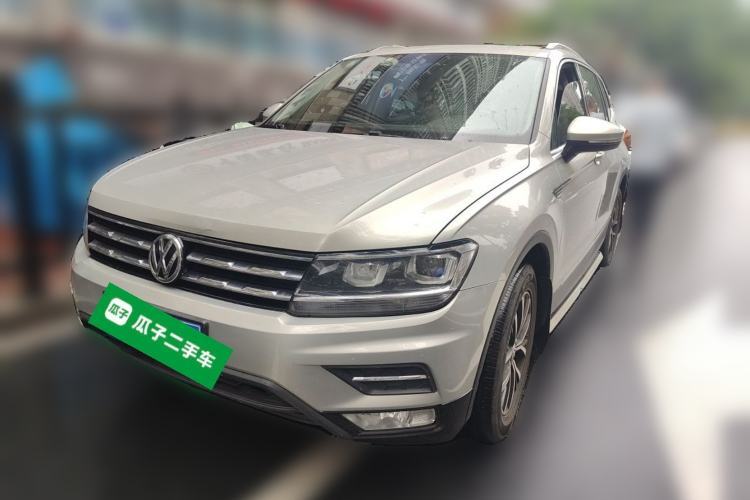 Used Volkswagen Tiguan L 2017 330TSI Automatic Two-Wheel Drive Luxury Edition Guazi used car, China used car export, Used car for sale, Used  cars, Cheapest cars for sale