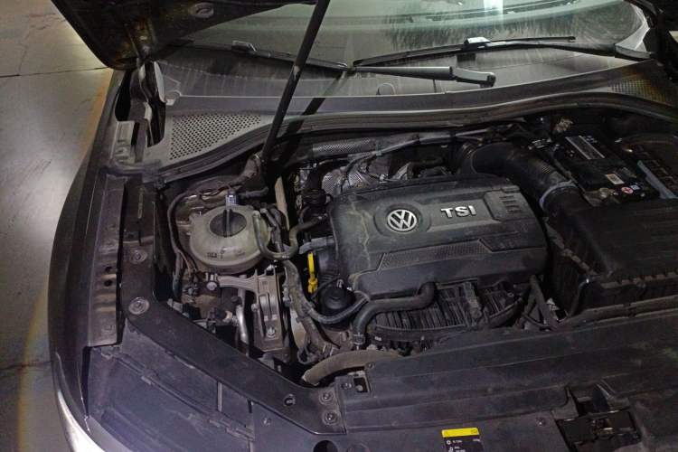 Used Volkswagen Tiguan L 2017 330TSI Automatic Two-Wheel Drive Flagship Edition Engine Bay Right