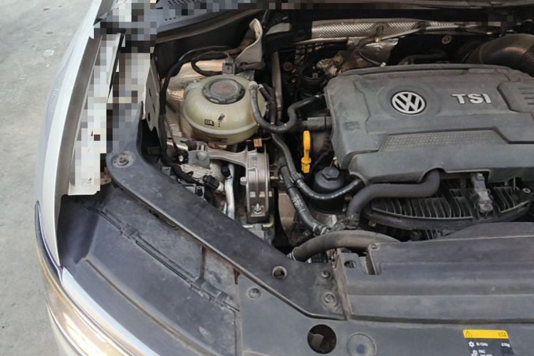 Used Volkswagen Tiguan L 2017 330TSI Automatic Two-Wheel Drive Flagship Edition Engine Bay Right