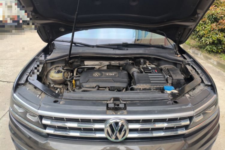 Used Volkswagen Tiguan L 2017 330TSI Automatic Two-Wheel Drive Flagship Edition Engine Bay
