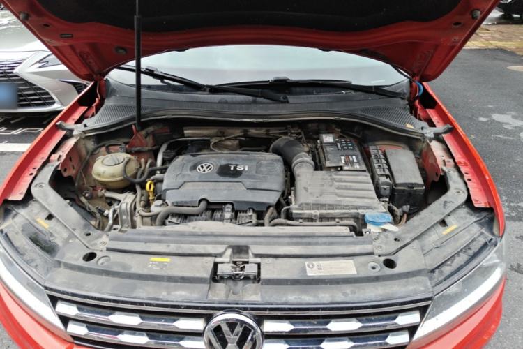 Used Volkswagen Tiguan L 2017 330TSI Automatic Two-Wheel Drive Comfort Edition Engine Bay