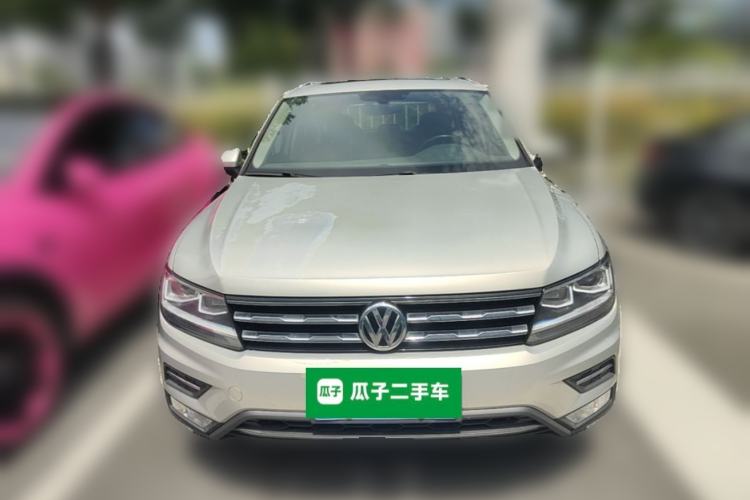 Used Volkswagen Tiguan L 2017 330TSI Automatic Two-Wheel Drive Luxury Edition Front
