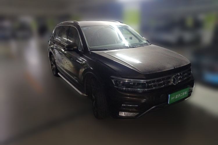 Used Volkswagen Tiguan L 2017 330TSI Automatic Two-Wheel Drive Flagship Edition Front Right 45 Deg