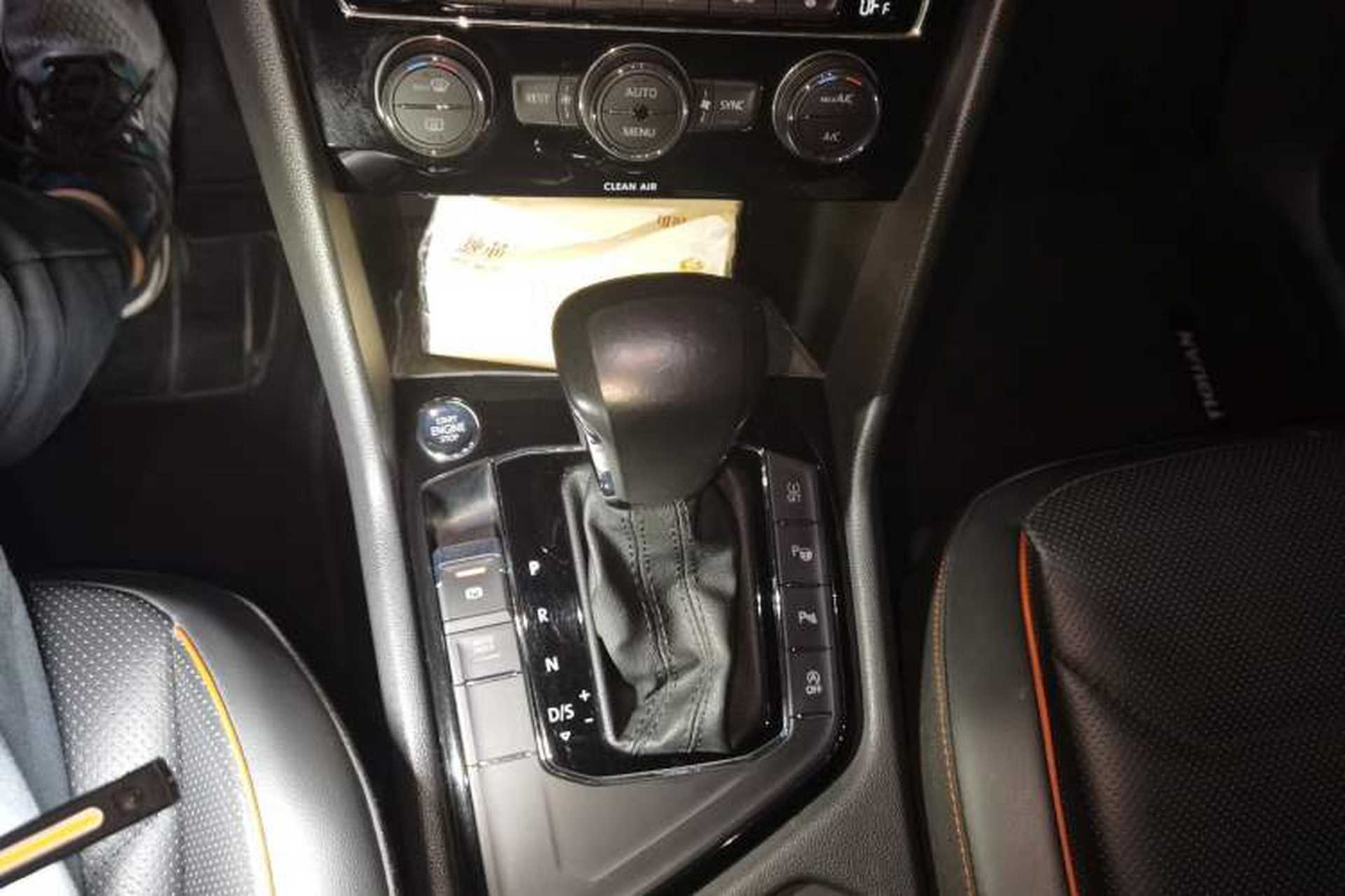 Used Volkswagen Tiguan L 2017 330TSI Automatic Two-Wheel Drive Flagship Edition Gear Lever