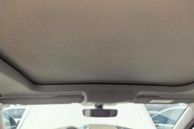 Used Volkswagen Tiguan L 2017 330TSI Automatic Two-Wheel Drive Flagship Edition Headliner