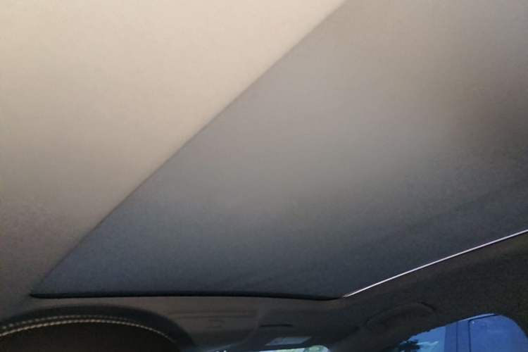 Used Volkswagen Tiguan L 2017 330TSI Automatic Two-Wheel Drive Flagship Edition Headliner