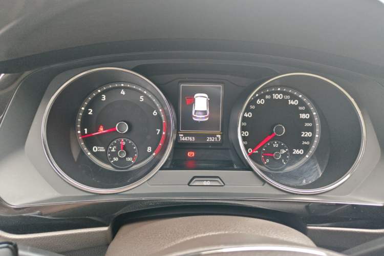 Used Volkswagen Tiguan L 2017 330TSI Automatic Two-Wheel Drive Luxury Edition Instrument Cluster