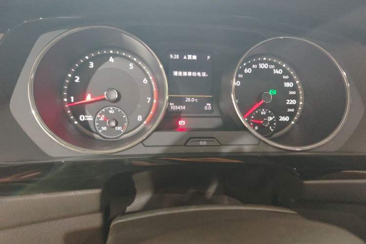 Used Volkswagen Tiguan L 2017 330TSI Automatic Two-Wheel Drive Flagship Edition Odometer Close Up