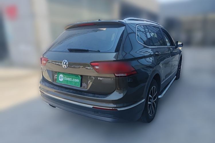 Used Volkswagen Tiguan L 2017 330TSI Automatic Two-Wheel Drive Luxury Edition Rear Right 45 Deg