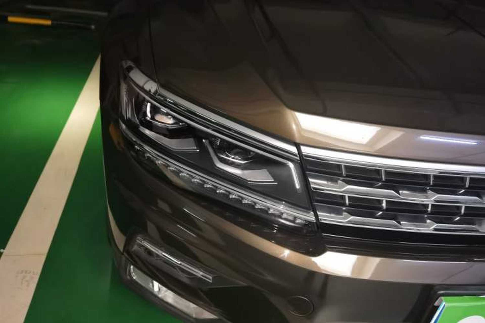 Used Volkswagen Tiguan L 2017 330TSI Automatic Two-Wheel Drive Flagship Edition Right Front Headlight