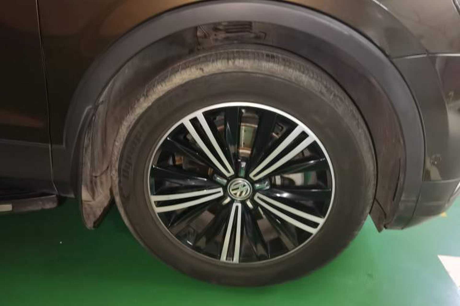 Used Volkswagen Tiguan L 2017 330TSI Automatic Two-Wheel Drive Flagship Edition Right Front Wheel Hub