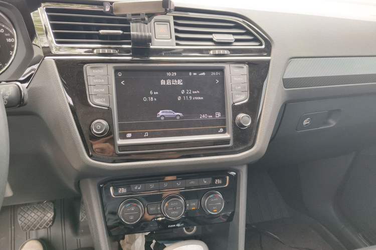 Used Volkswagen Tiguan L 2017 330TSI Automatic Two-Wheel Drive Flagship Edition Audio And AC Panel