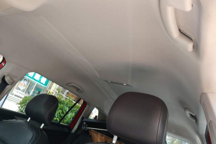 Used Volkswagen Tiguan L 2017 330TSI Automatic Two-Wheel Drive Comfort Edition Headliner