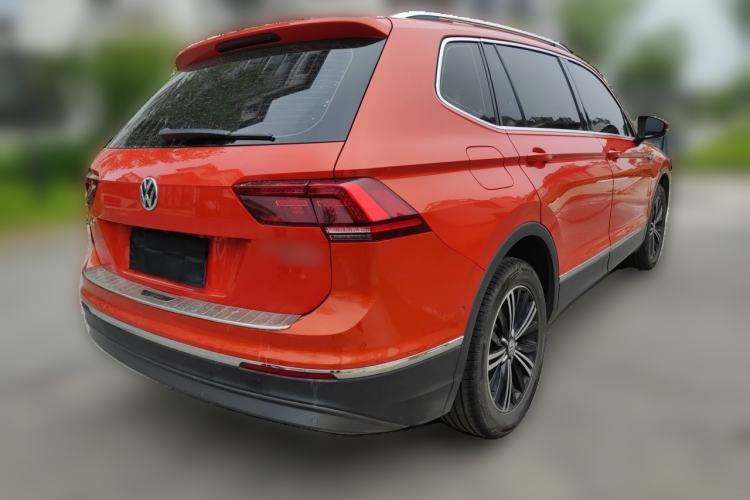 Used Volkswagen Tiguan L 2017 330TSI Automatic Two-Wheel Drive Flagship Edition Rear Right 45 Deg