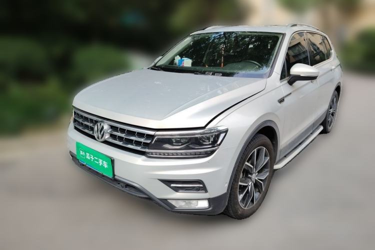 Used Volkswagen Tiguan L 2017 330TSI Automatic Two-Wheel Drive Flagship Edition Guazi used car, China used car export, Used car for sale, Used cars, Cheapest cars for sale
