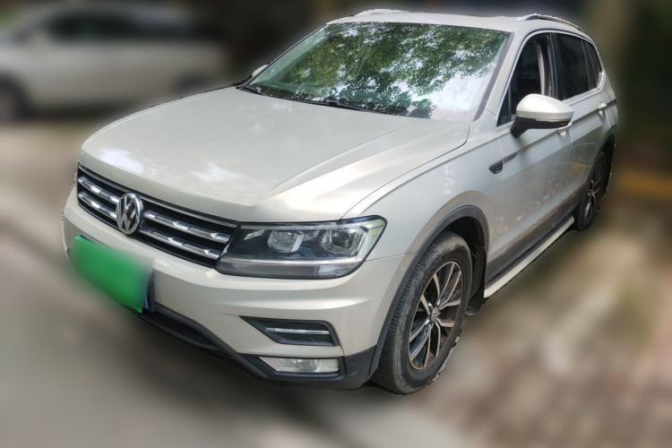 Used Volkswagen Tiguan L 2017 330TSI Automatic Two-Wheel Drive Luxury Edition Guazi used car, China used car export, Used car for sale, Used cars, Cheapest cars for sale