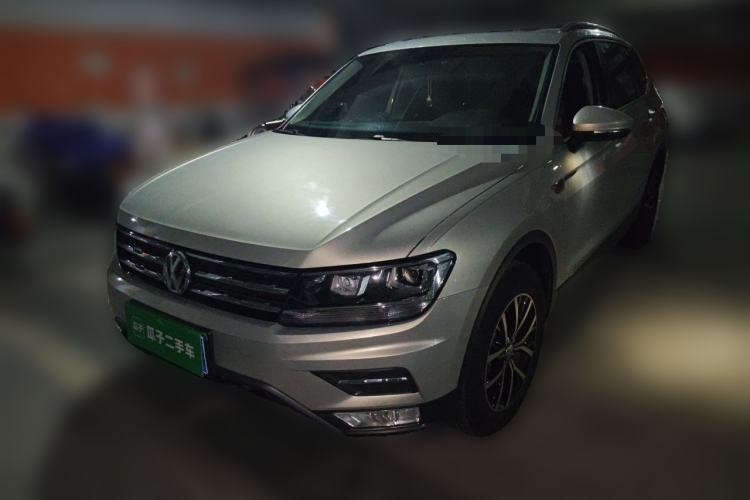 Used Volkswagen Tiguan L 2017 330TSI Automatic Two-Wheel Drive Luxury Edition Guazi used car, China used car export, Used car for sale, Used cars, Cheapest cars for sale