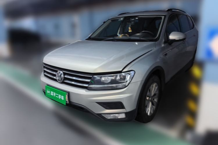 Used Volkswagen Tiguan L 2017 330TSI Automatic Two-Wheel Drive Luxury Edition Guazi used car, China used car export, Used car for sale, Used  cars, Cheapest cars for sale
