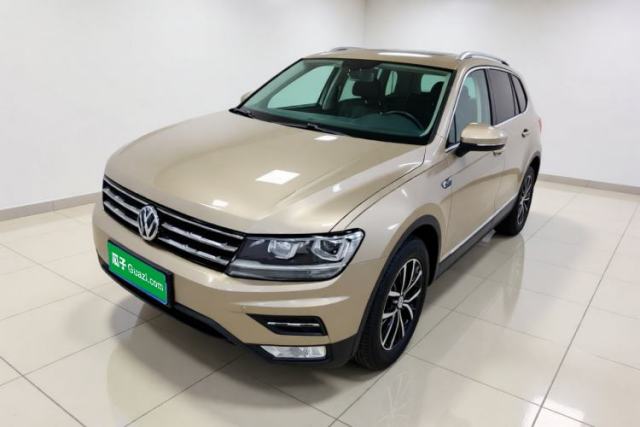 Volkswagen Tiguan L 2017 330TSI Automatic Two-Wheel Drive Comfort Edition с пробегом