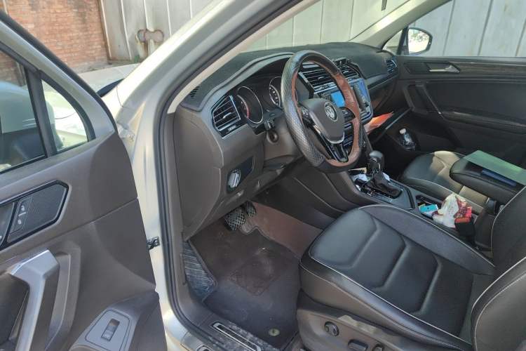 Used Volkswagen Tiguan L 2017 330TSI Automatic Two-Wheel Drive Flagship Edition Driver Seat