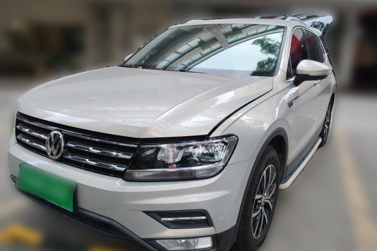 Used Volkswagen Tiguan L 2017 330TSI Automatic Two-Wheel Drive Luxury Edition Guazi used car, China used car export, Used car for sale, Used cars, Cheapest cars for sale