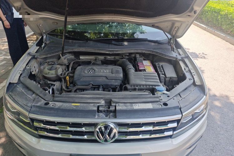Used Volkswagen Tiguan L 2017 330TSI Automatic Two-Wheel Drive Flagship Edition Engine Bay