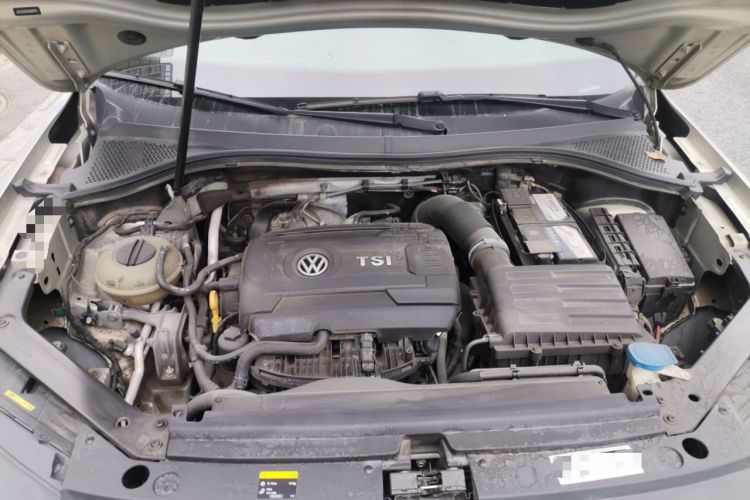 Used Volkswagen Tiguan L 2017 330TSI Automatic Two-Wheel Drive Comfort Edition Engine Bay