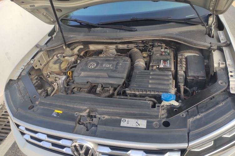 Used Volkswagen Tiguan L 2017 330TSI Automatic Two-Wheel Drive Flagship Edition Engine Bay