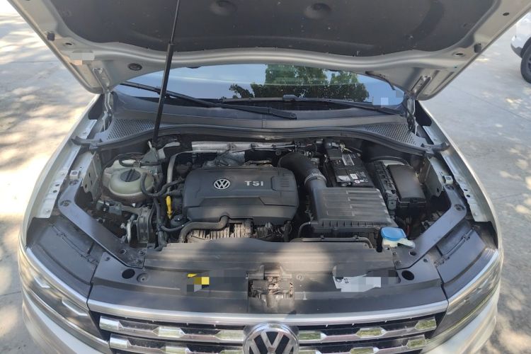 Used Volkswagen Tiguan L 2017 330TSI Automatic Two-Wheel Drive Flagship Edition Engine Bay
