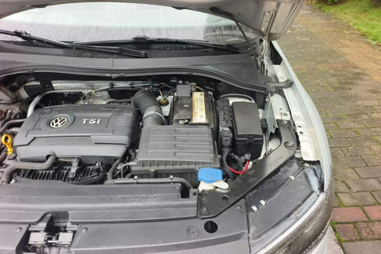 Used Volkswagen Tiguan L 2017 330TSI Automatic Two-Wheel Drive Flagship Edition Engine Bay Left