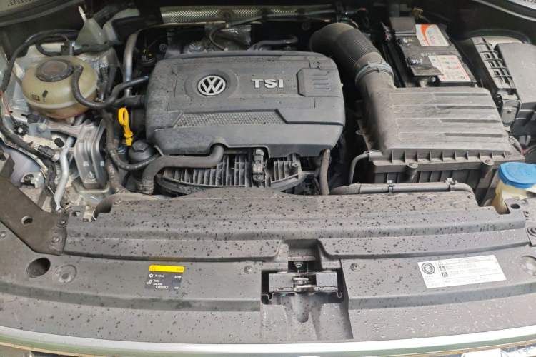 Used Volkswagen Tiguan L 2017 330TSI Automatic Two-Wheel Drive Flagship Edition Engine Bay