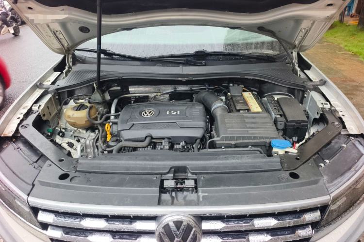Used Volkswagen Tiguan L 2017 330TSI Automatic Two-Wheel Drive Flagship Edition Engine Bay